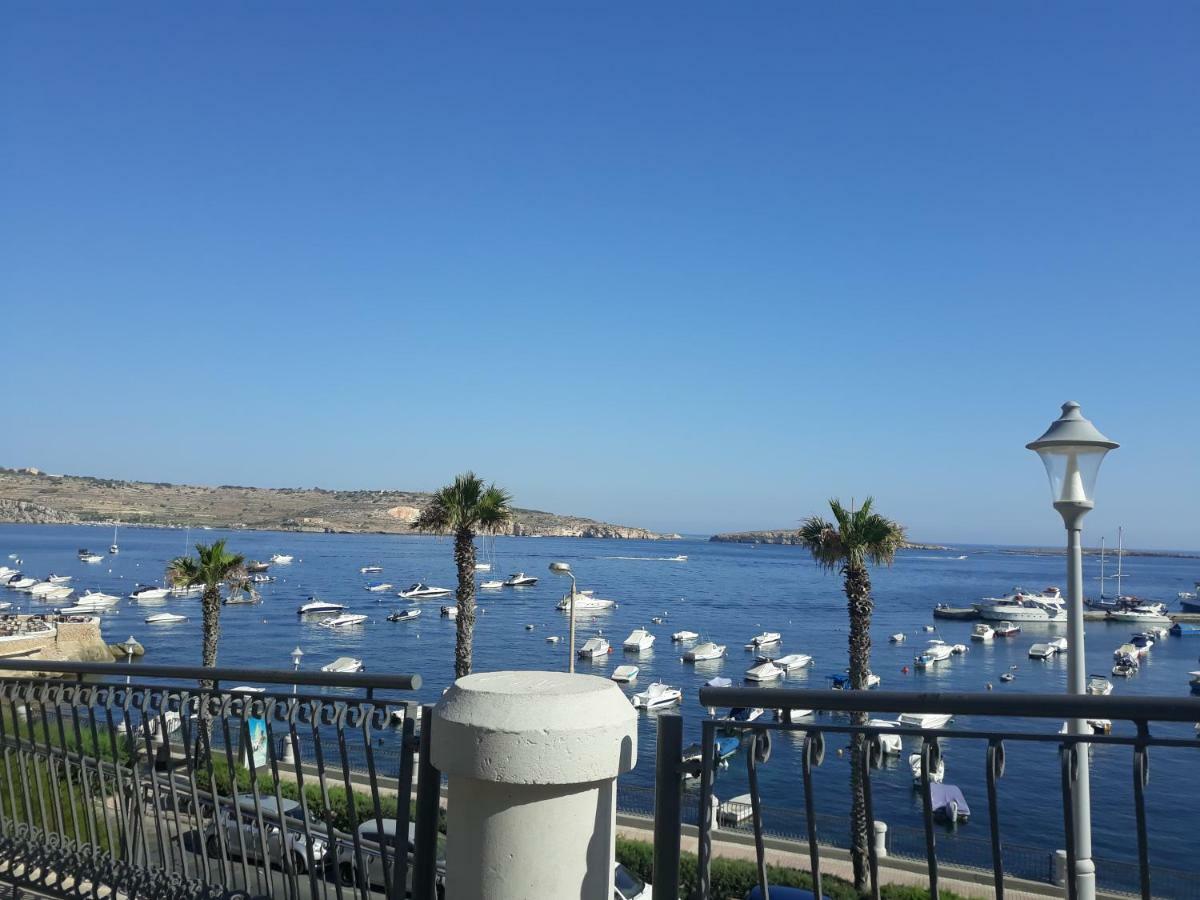 Seashells 2 Bedroom With Sunny Terrace With Stunning Sea Views - By Getawaysmalta St. Paul's Bay